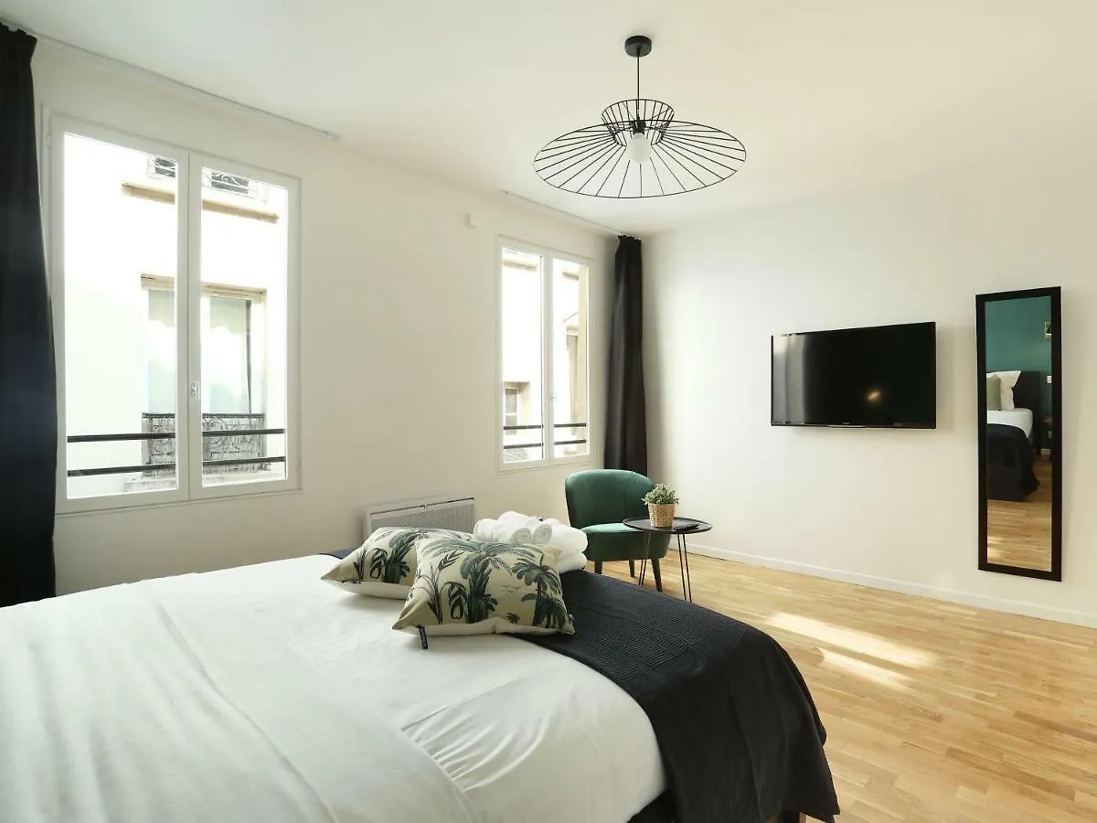 Apartment Rent A - Caire, Montorgueil